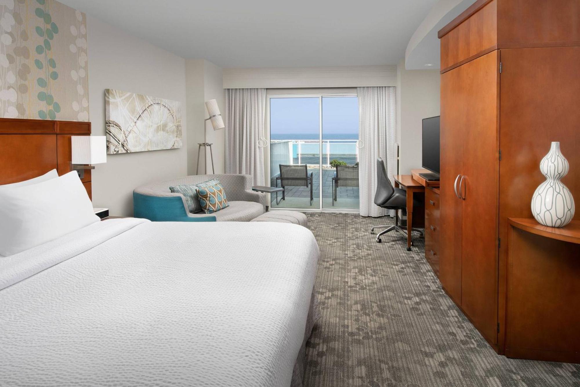 Courtyard By Marriott Ocean City Oceanfront Exterior photo